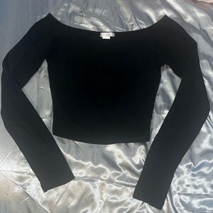 black long sleeve cropped top size s